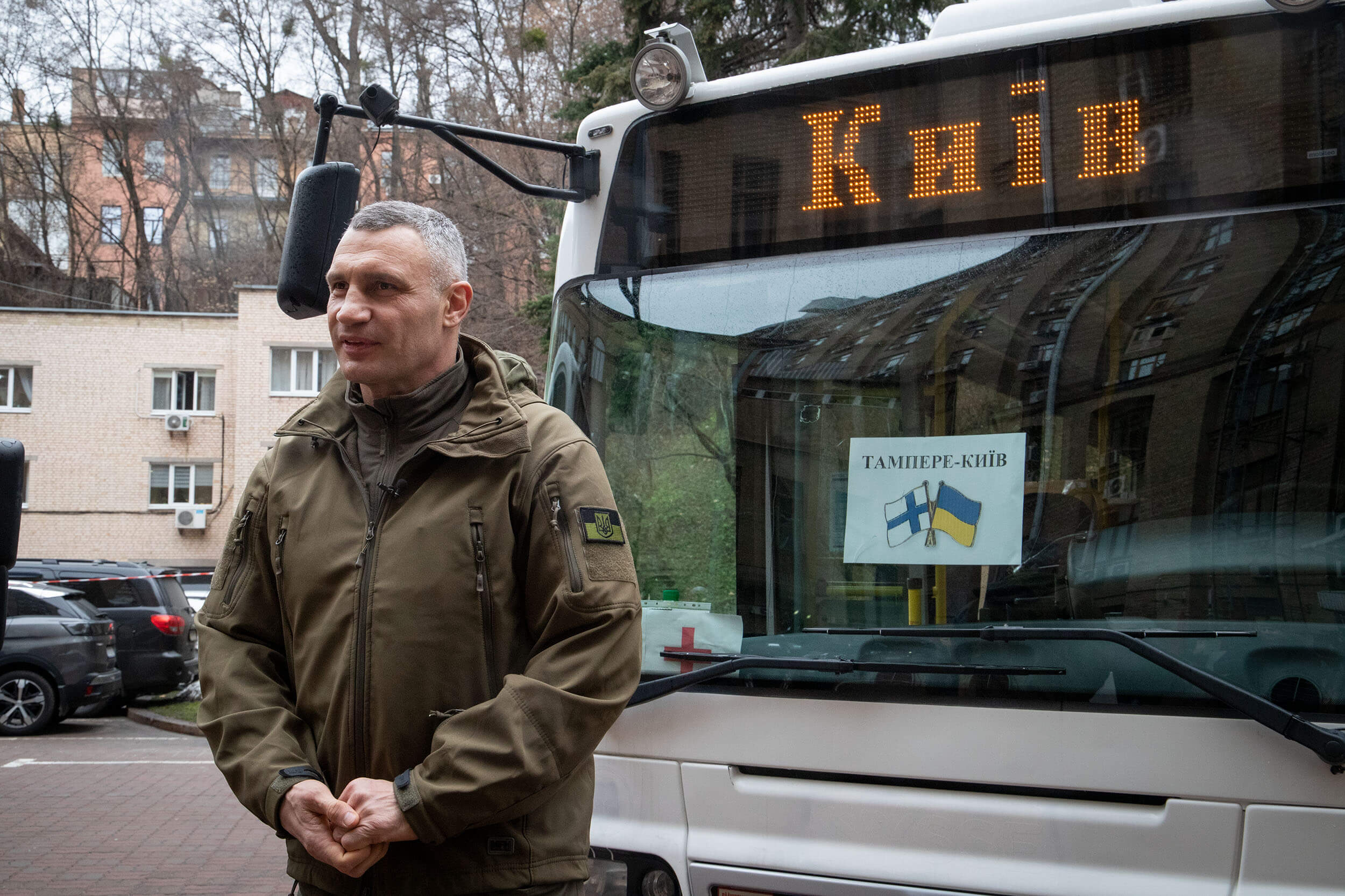 Віталій Кличко: Київ отримує три автобуси та гуманітарну допомогу з фінського Тампере