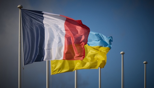  La France allouera 195 millions d’euros supplémentaires pour la production de munitions et de bombes planantes pour l’Ukraine